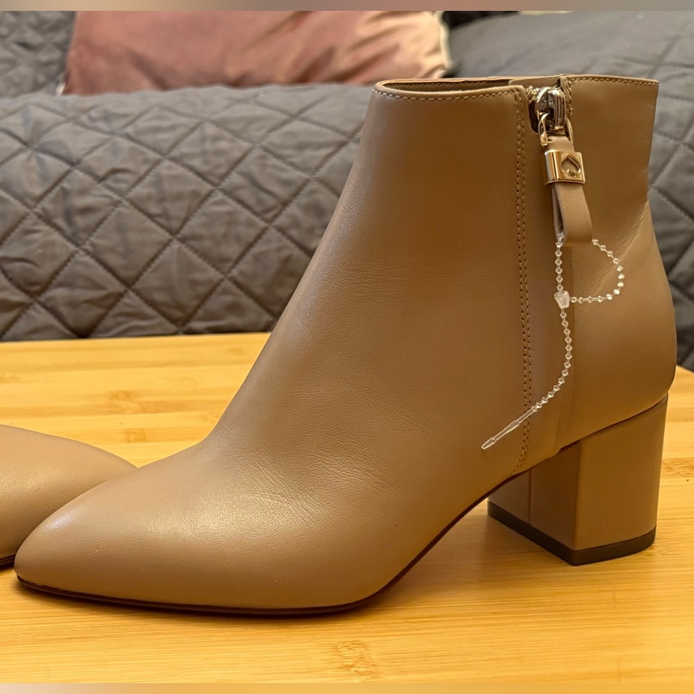 New Kate Spade Taupe Ankle Leather Boots
